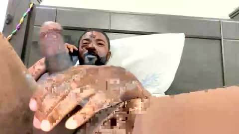 chuds1234 online show from April 6, 8:21 pm