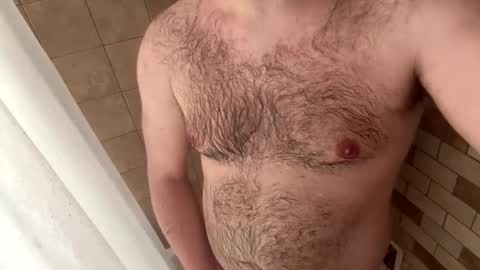 DaddyLongLegs online show from April 21, 5:50 pm