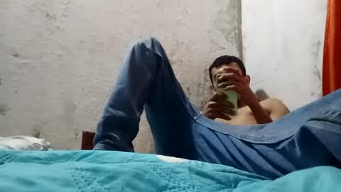 chupaculitos77 online show from June 26, 3:44 am