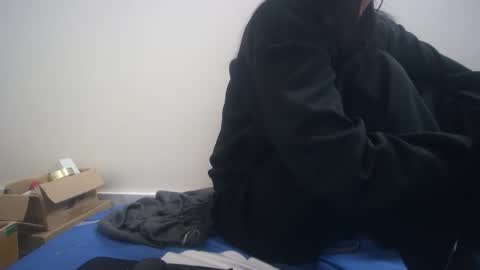 chuppyrose online show from March 23, 1:15 pm