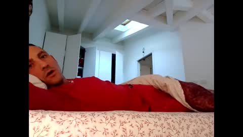 Snapshot of ciaoneciaone25 chatting on December 29, 8:11 am ciaoneciaone25 online show from December 29, 8:11 am