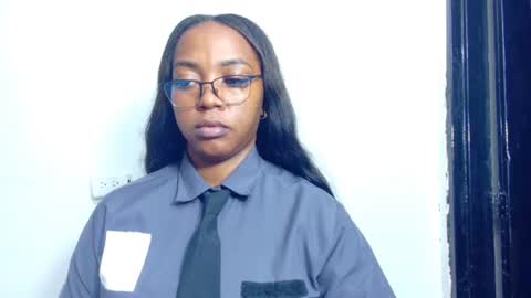 ciaraebonyxxx online show from July 26, 12:12 pm