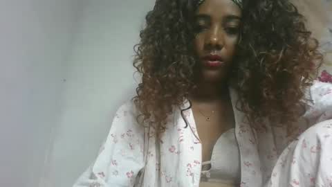 Snapshot of ciciazzhh chatting on March 2, 7:15 am ciciazzhh online show from March 2, 7:15 am