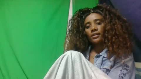 ciciazzhh online show from May 10, 3:17 pm