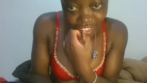 cilia petite online show from December 17, 2:34 pm