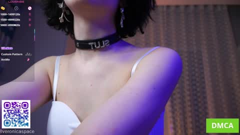   L  online show from March 6, 6:37 pm