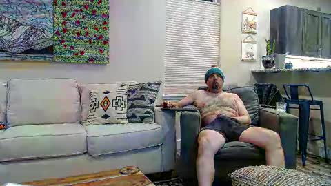 Snapshot of cinapw chatting on February 18, 1:21 am cinapw online show from February 18, 1:21 am