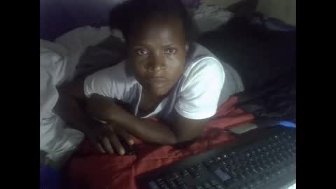 Snapshot of cindy_finest chatting on May 19, 5:14 am cindy_finest online show from May 19, 5:14 am