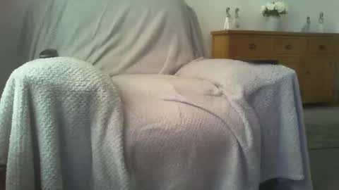 Snapshot of cineman22 chatting on March 7, 2:34 pm Cineman22 online show from March 7, 2:34 pm