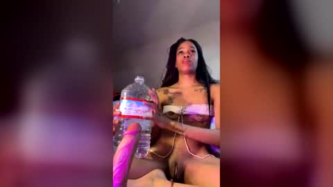 cinnamonbunniiii online show from July 11, 11:50 pm