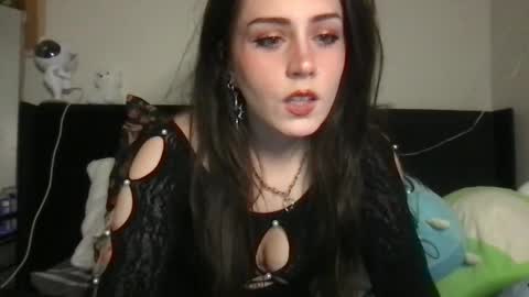 Carmen online show from April 25, 5:32 am