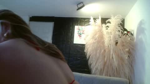 Snapshot of cinthia1609 chatting on December 1, 8:03 pm cinthia1609 online show from December 1, 8:03 pm