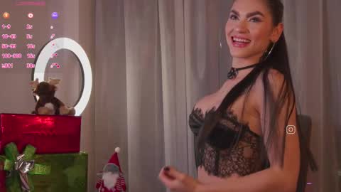 Cinthia online show from December 3, 5:26 am