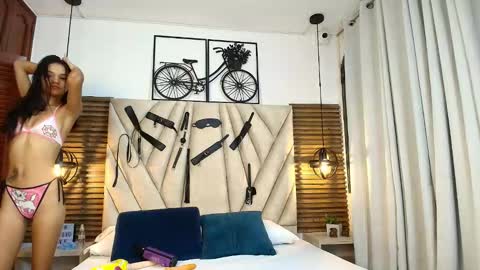 cinthiabaker online show from November 25, 11:43 am