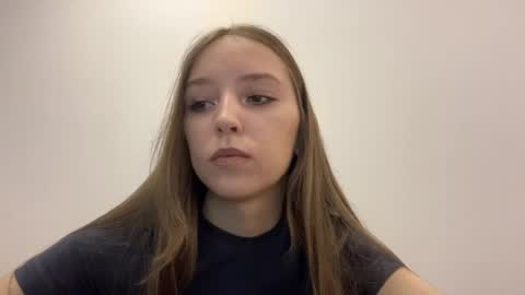 Aurora online show from April 4, 1:30 pm