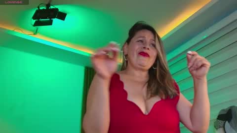 Snapshot of cinthya_roberts chatting on June 1, 7:26 pm Cinthya online show from June 1, 7:26 pm