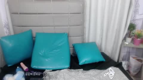 cintia_leon online show from September 11, 8:20 pm