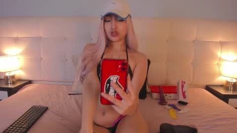 Cintya online show from February 5, 10:01 pm