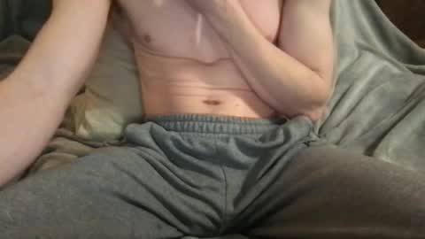 Snapshot of circumsizedbandit chatting on January 19, 3:08 am circumsizedbandit online show from January 19, 3:08 am