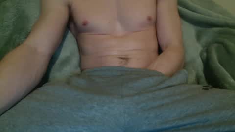 Snapshot of circumsizedbandit chatting on February 8, 4:47 am circumsizedbandit online show from February 8, 4:47 am