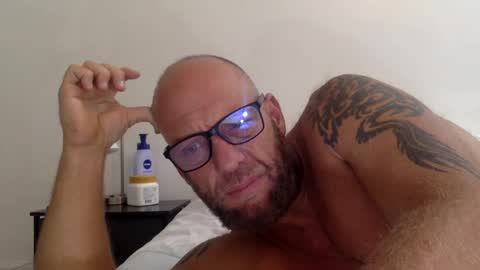 . online show from January 22, 10:37 pm