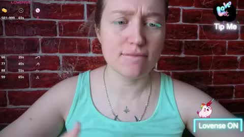 citrusblissss online show from April 14, 4:07 am