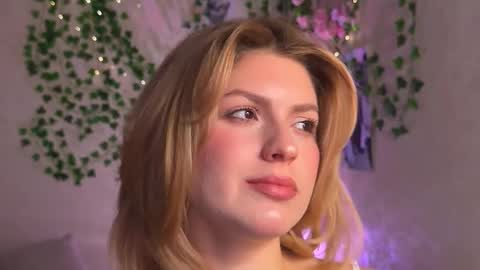 Snapshot of citruska chatting on November 30, 3:05 pm karina online show from November 30, 3:05 pm