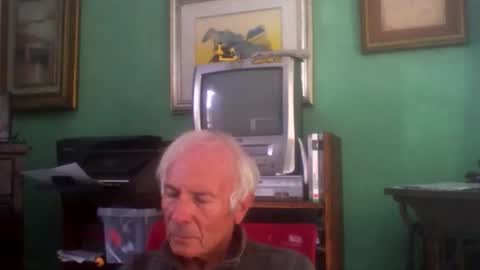 Snapshot of ciuk chatting on November 3, 12:28 pm ciuk online show from November 3, 12:28 pm