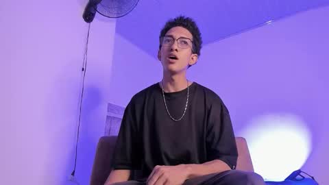 cj_davis1 online show from January 5, 7:28 pm