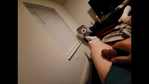 Snapshot of cjloves269u chatting on March 10, 2:06 am cjloves269u online show from March 10, 2:06 am