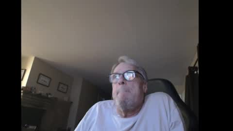 cjscout online show from December 3, 2:03 am