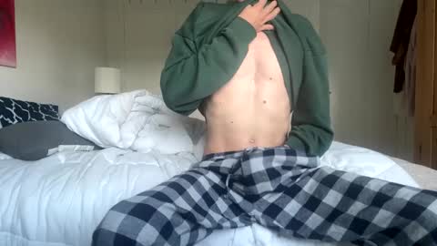 ckeefer96 online show from February 18, 5:42 pm