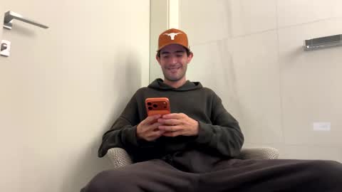 ckeefer96 online show from March 25, 9:10 pm