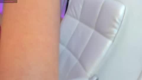 claire aristizabal online show from November 8, 8:51 pm