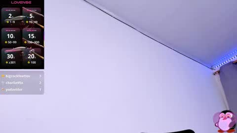 Snapshot of claire_empire chatting on November 27, 8:16 am claire_empire online show from November 27, 8:16 am