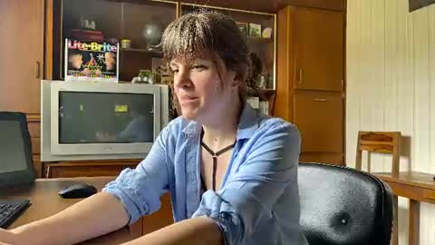Claire Moulin online show from July 13, 11:24 am