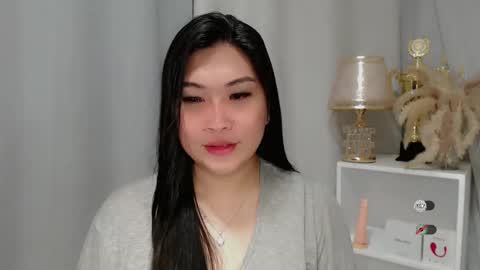 Snapshot of claire_wntr chatting on May 7, 4:01 pm CLAIRE online show from May 7, 4:01 pm