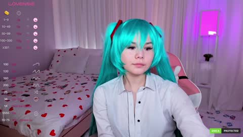 Snapshot of clairefaers chatting on February 1, 8:08 am Claire Faers online show from February 1, 8:08 am