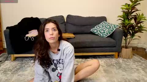 clairevarhol online show from June 15, 12:02 am