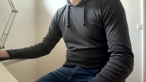 clamshive7 online show from November 2, 1:35 pm