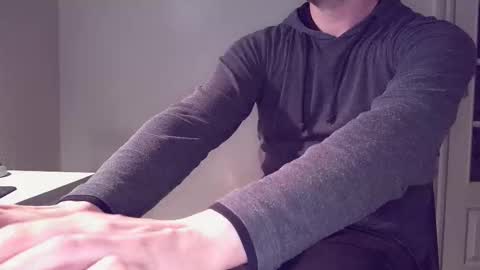 clamshive7 online show from February 14, 6:26 pm