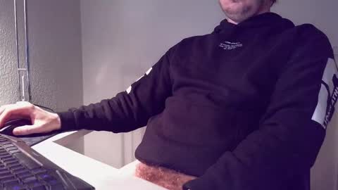 clamshive7 online show from March 29, 3:39 am