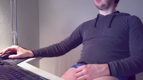 clamshive7 online show from March 31, 7:14 pm