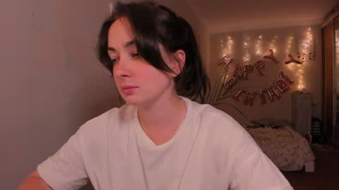 Snapshot of clandes_tina chatting on July 15, 8:14 pm clandes_tina online show from July 15, 8:14 pm