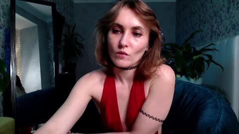 Snapshot of clara_bendover chatting on January 4, 6:51 pm Clara online show from January 4, 6:51 pm