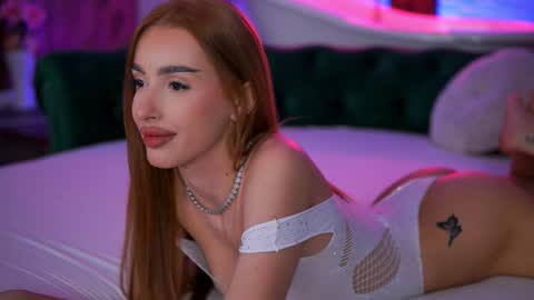 Clara online show from February 17, 7:20 pm