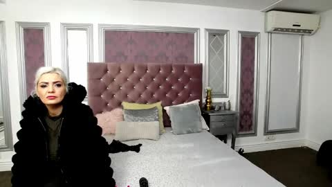 Clara online show from December 1, 10:21 pm