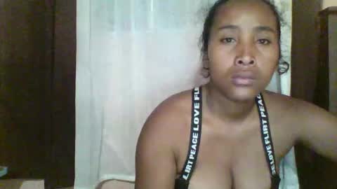 Clarah0123 online show from October 20, 7:14 pm