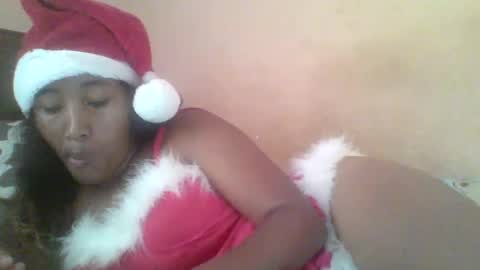 Snapshot of clarah0123 chatting on November 9, 7:39 am Clarah0123 online show from November 9, 7:39 am