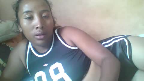 Snapshot of clarah0123 chatting on November 27, 8:16 am Clarah0123 online show from November 27, 8:16 am